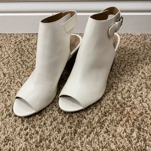 Qupid (Francesca’s) White Strappy Booties
